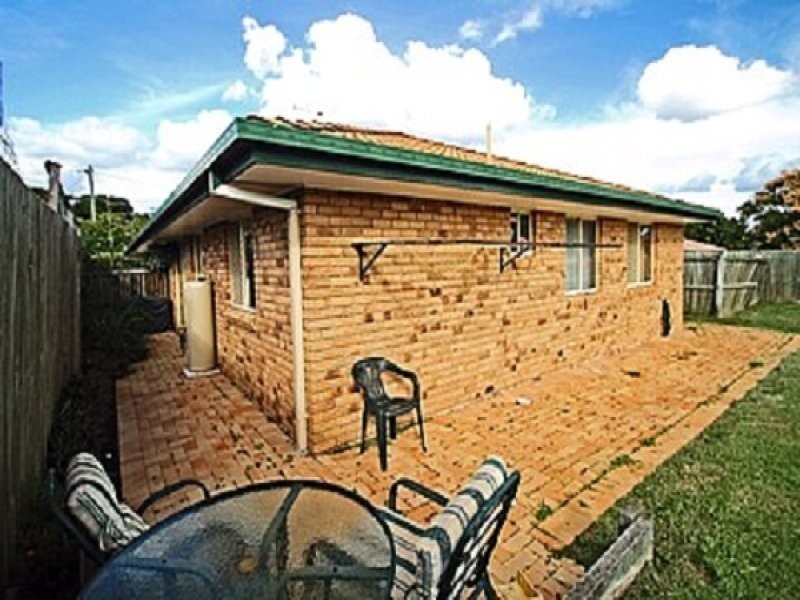 2/25 Cambridge Street, Silkstone QLD 4304