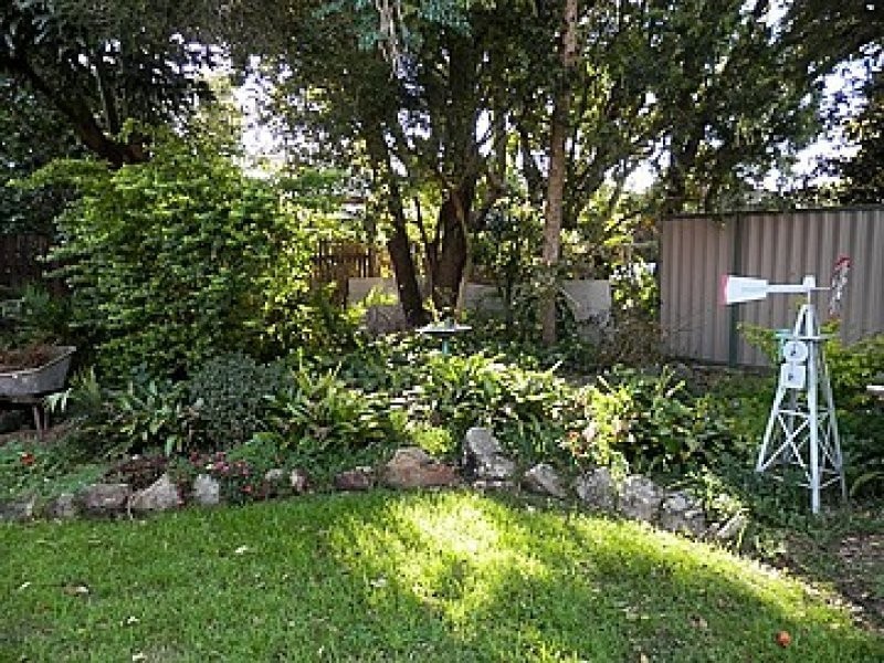 35 Dulcie Street, Raceview QLD 4305