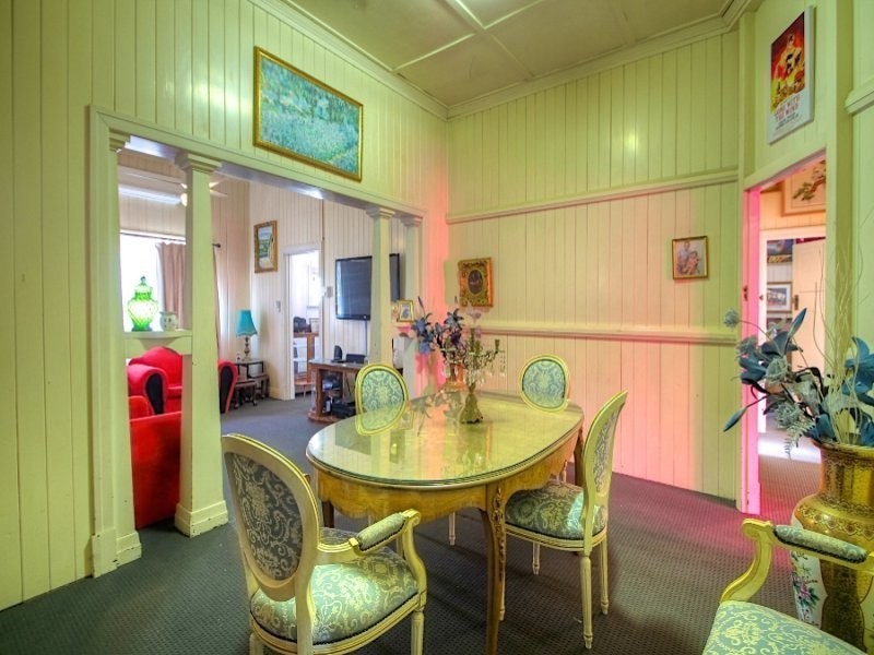 81 Roderick Street, Ipswich QLD 4305