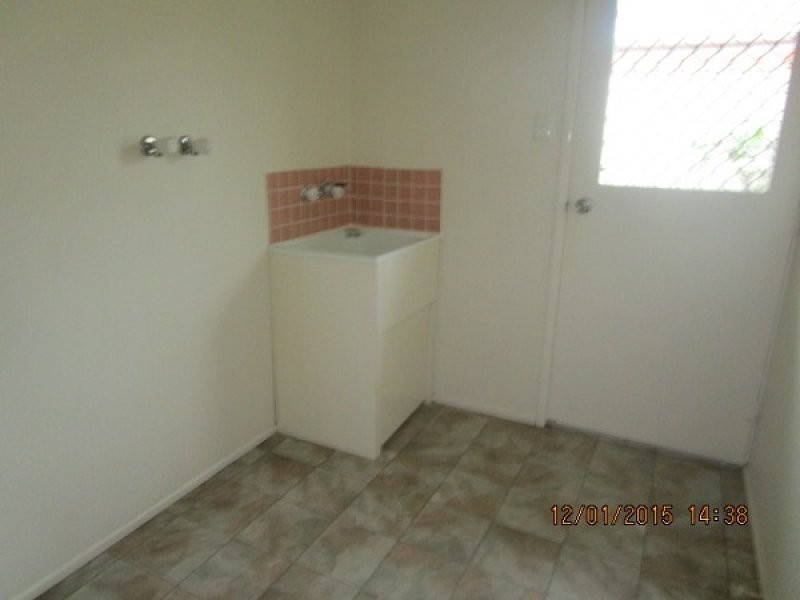 8 Vineyard Street, One Mile QLD 4305