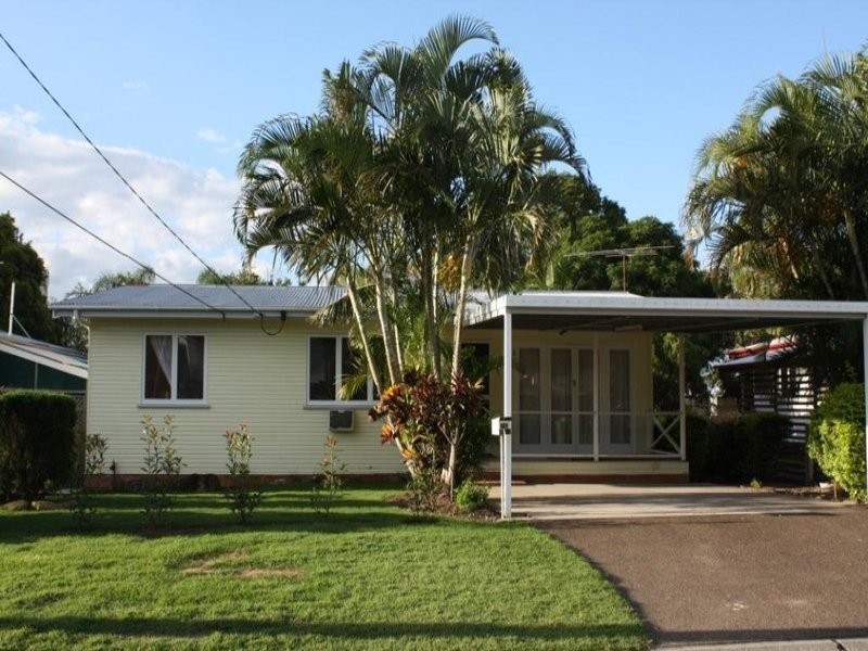 16 Selwyn Street, North Booval QLD 4304