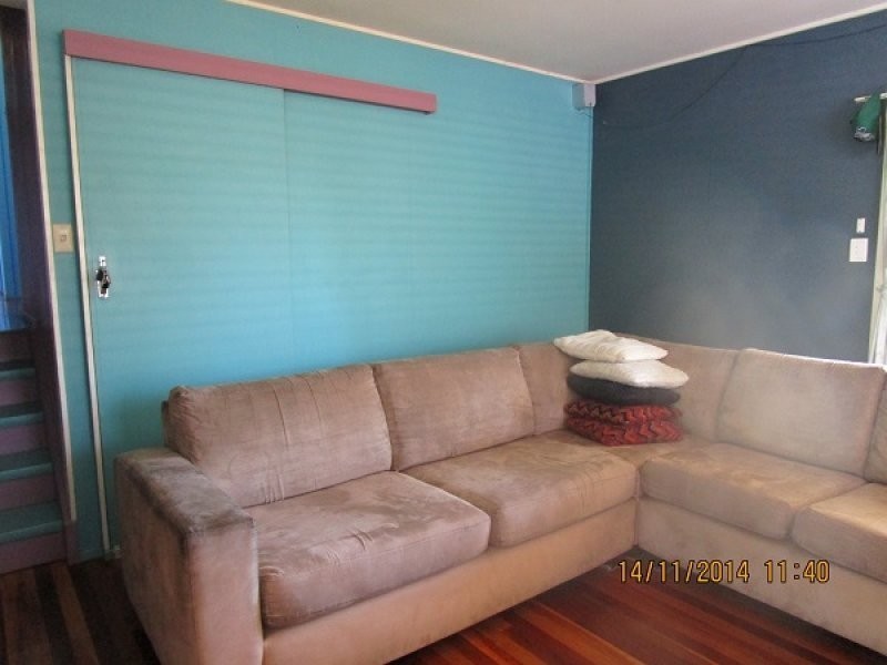 19 Knight Avenue, Silkstone QLD 4304