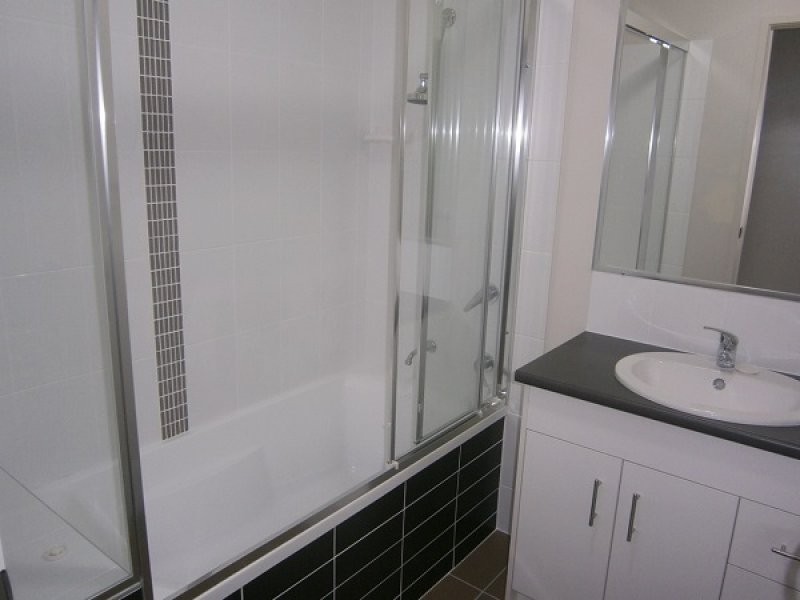 1027/A Old Toowoomba Road, Leichhardt QLD 4305