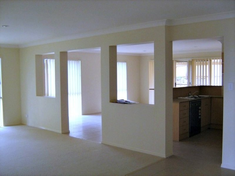 24 Bonogin Court, Redbank Plains QLD 4301