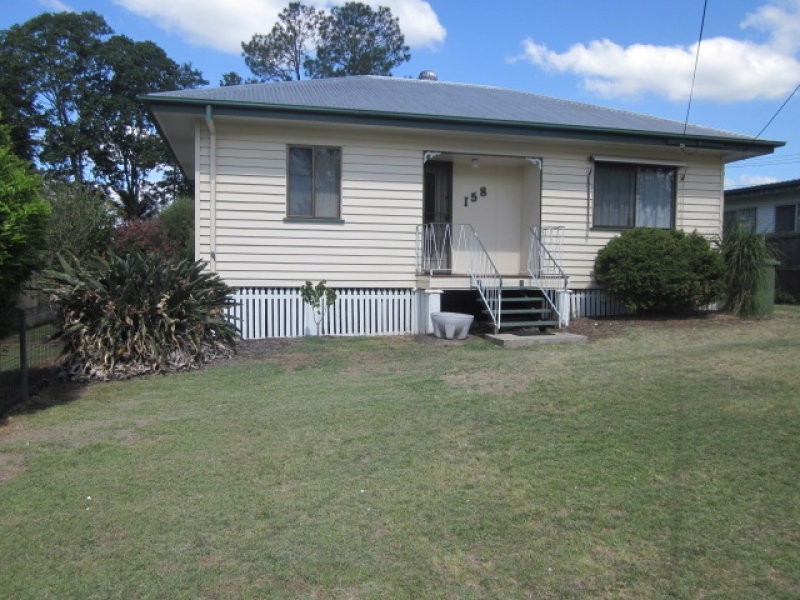 158 Lobb Street, Churchill QLD 4305