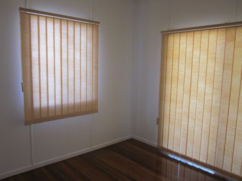 158 Lobb Street, Churchill QLD 4305