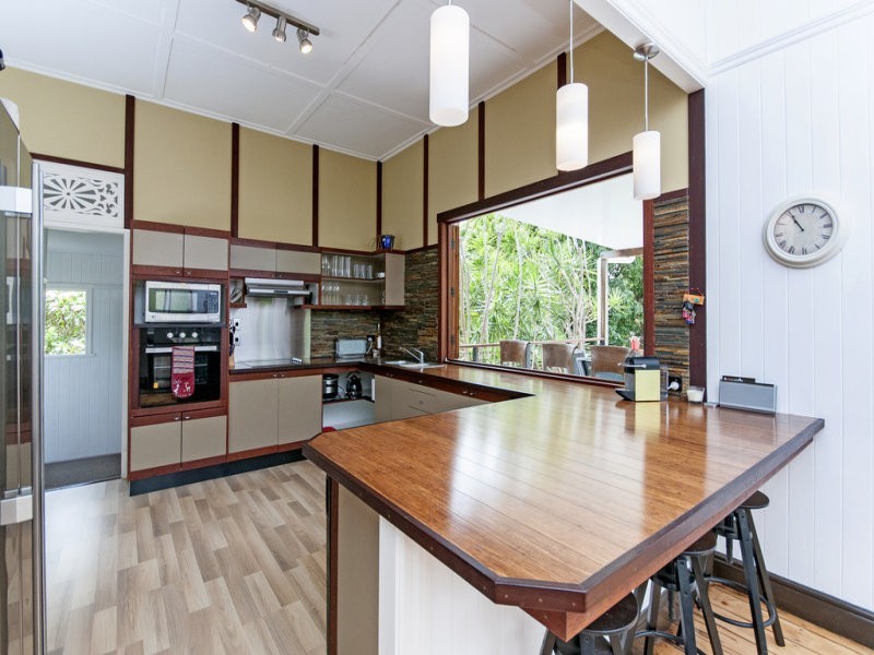 18 Lusitania Street, Newtown QLD 4305