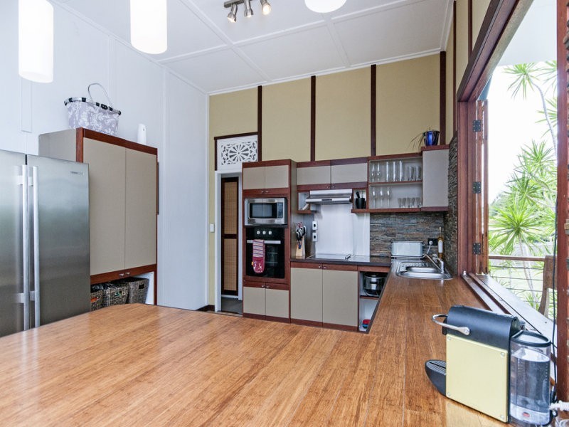 18 Lusitania Street, Newtown QLD 4305