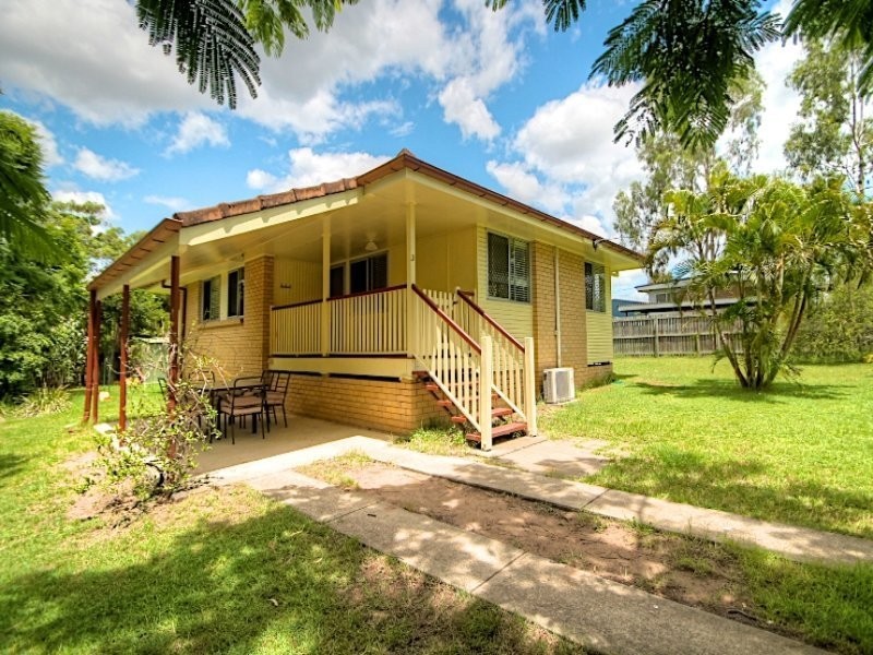3 Davies Street, Riverview QLD 4303