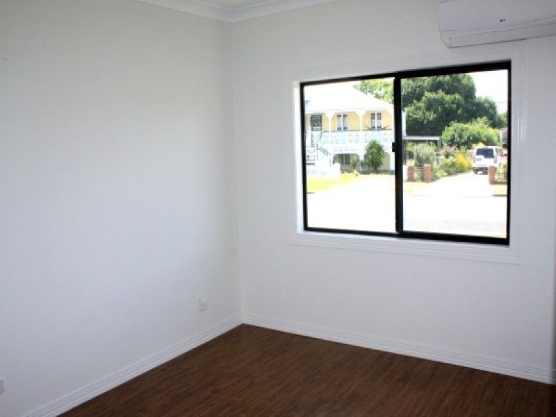 19a Railway Street, Booval QLD 4304