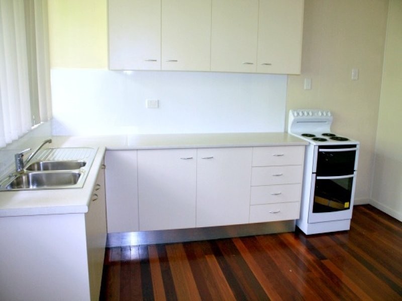 2/8 Grafton Street, East Ipswich QLD 4305