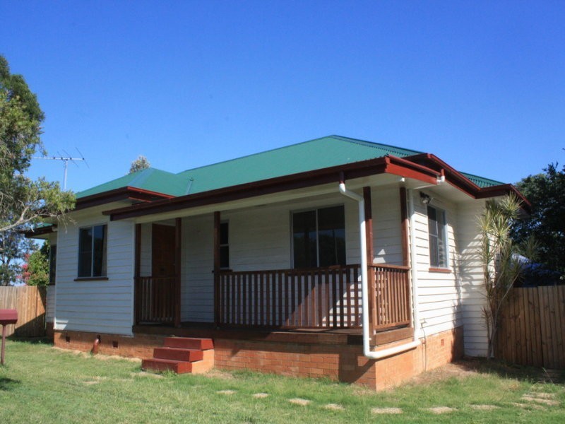 1 Coppin Street, Woodend QLD 4305