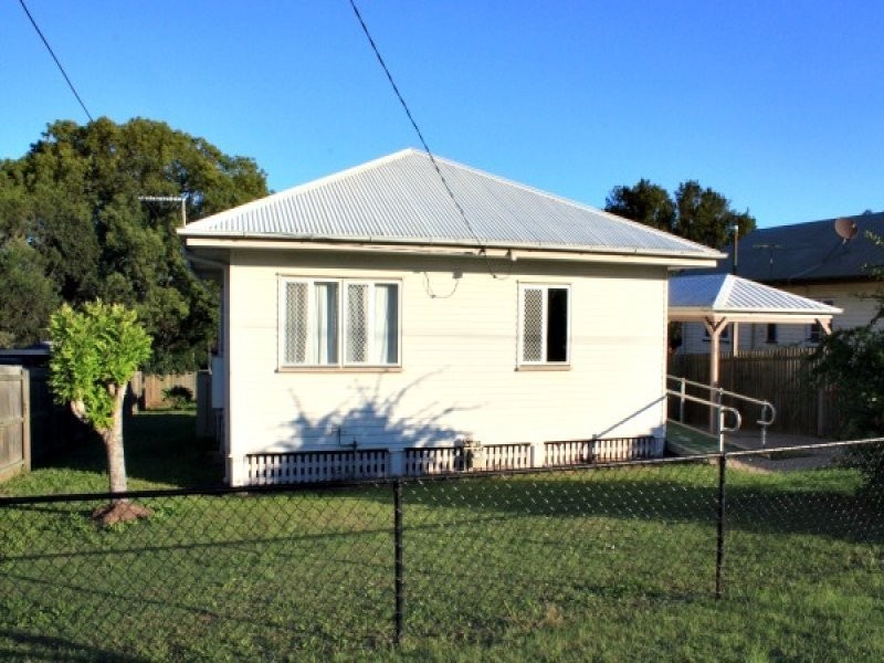 29 Samford Road, Leichhardt QLD 4305