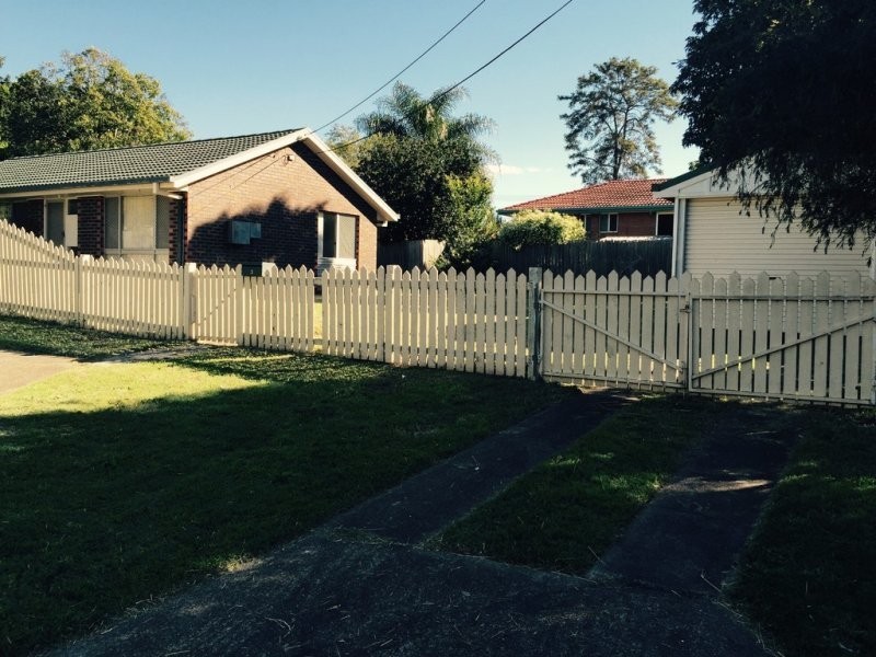 3 Donro Court, Bundamba QLD 4304