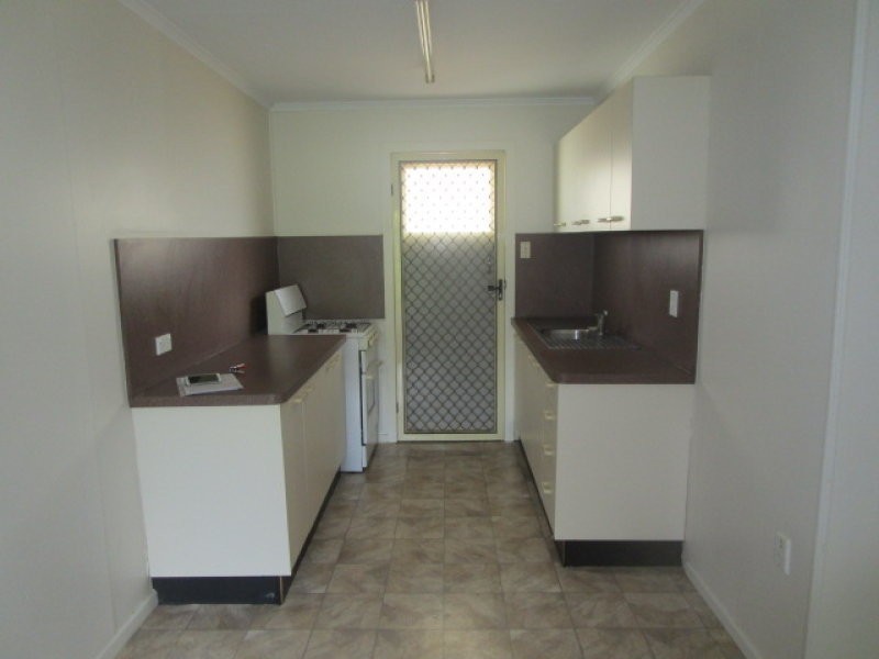 Unit 1/10 Short Street, Ipswich QLD 4305