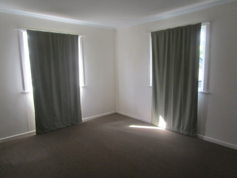 Unit 1/10 Short Street, Ipswich QLD 4305