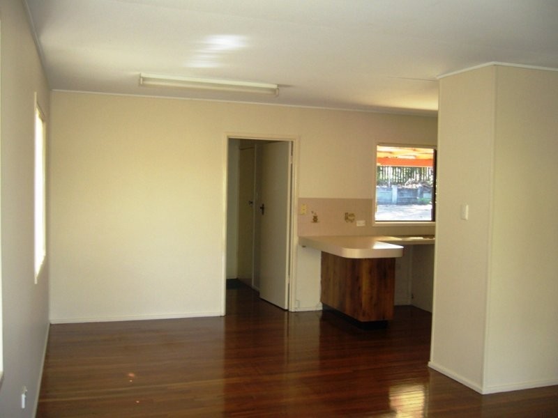 4 Callaghan Street, East Ipswich QLD 4305