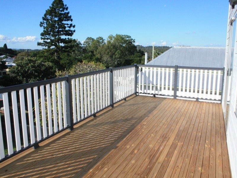 172 Blackstone Road, Silkstone QLD 4304