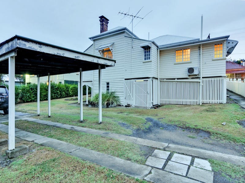 61 Roderick Street, Ipswich QLD 4305