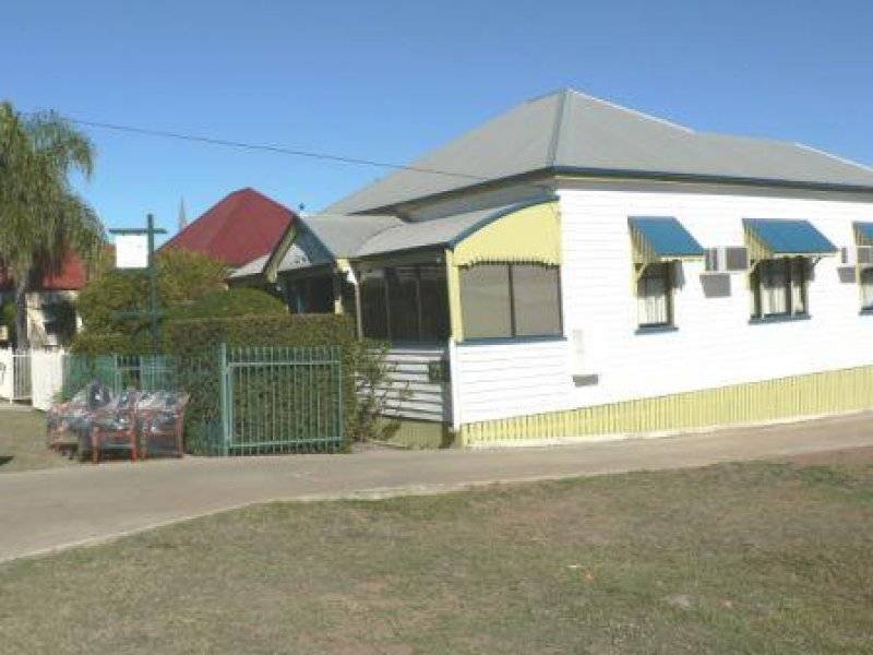 8 Mortimer Street, Ipswich QLD 4305