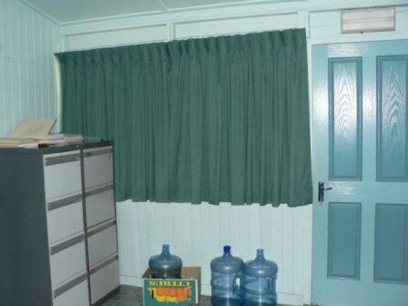 8 Mortimer Street, Ipswich QLD 4305