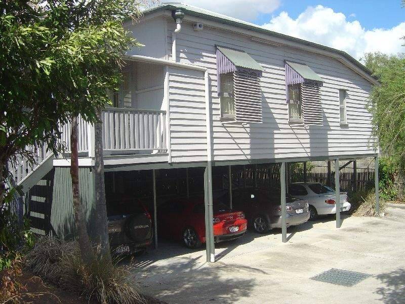 18 Gray Street, Ipswich QLD 4305