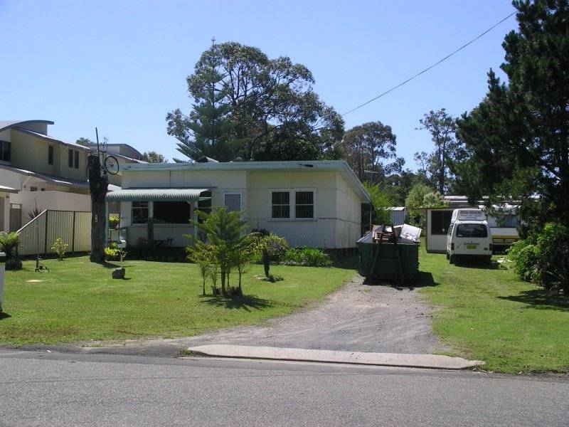 82 Currambene Street, Huskisson NSW 2540