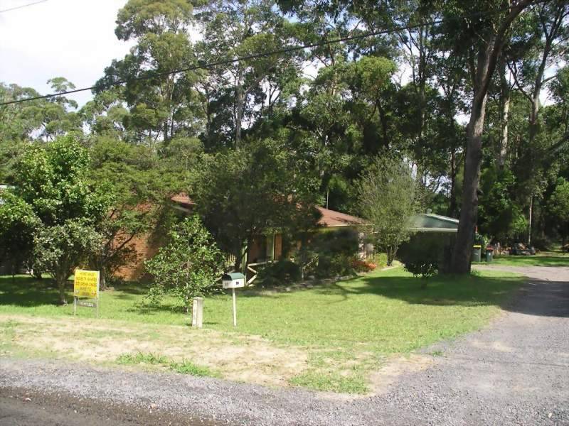 27 Mernie Street, Old Erowal Bay NSW 2540
