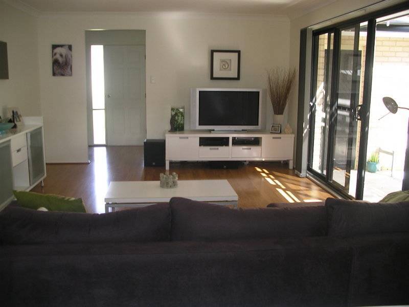 10 Turvey Crescent, St Georges Basin NSW 2540