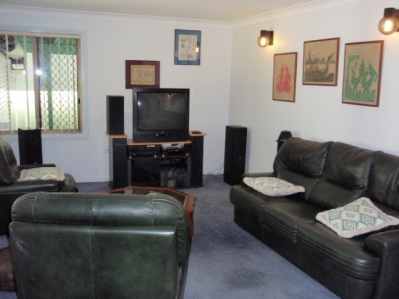 4 Woden Street, Vincentia NSW 2540