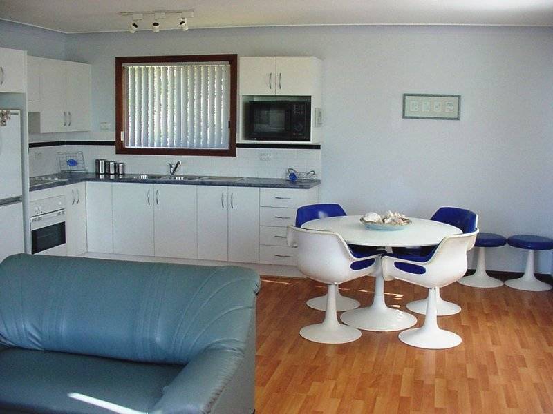 33 St Georges Ave, Vincentia NSW 2540