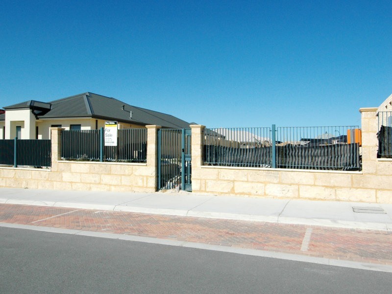 9 Duyfken Road, Jindalee WA 6036