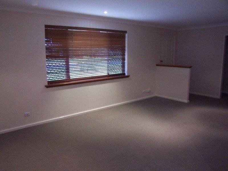 4 Agincourt Drive, Forrestfield WA 6058