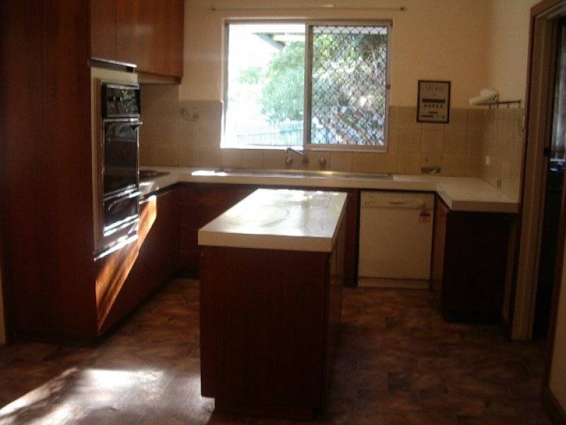 92 Williams Street, Gooseberry Hill WA 6076