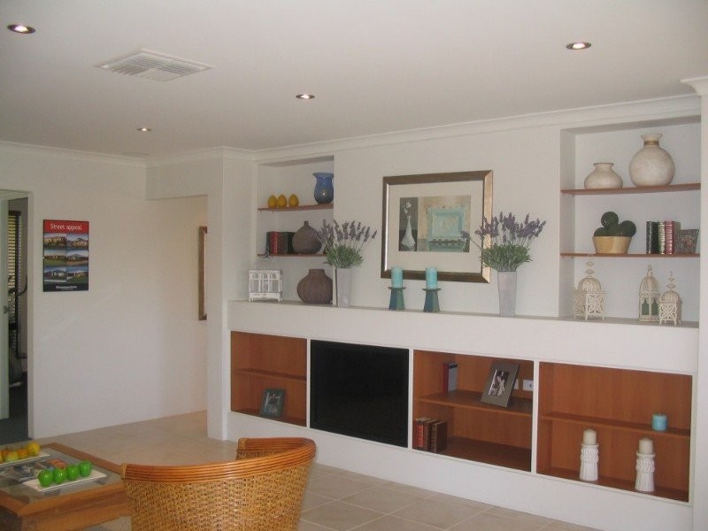 14 Dalona Parkway, Lakelands WA 6210