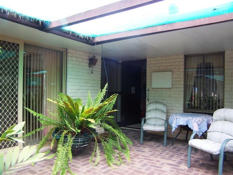 17 Bridgwood Road, Lesmurdie WA 6076