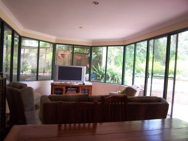 21 Walbeck Road, Kalamunda WA 6076