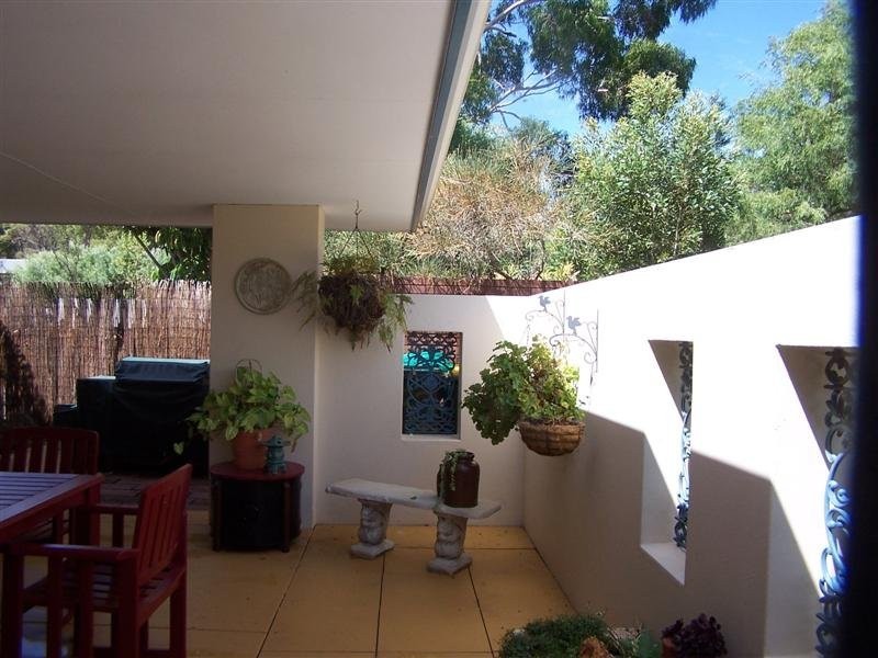 52 Cotherstone Rd, Kalamunda WA 6076