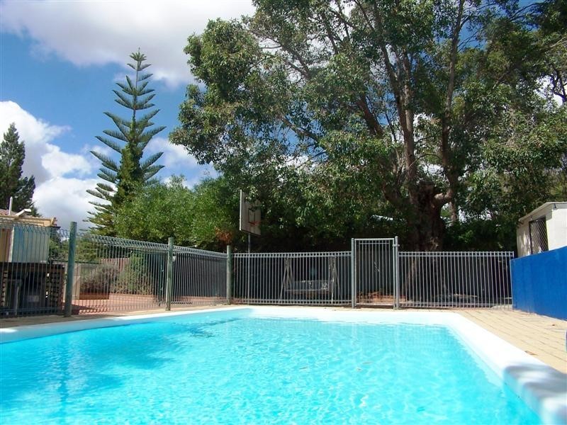 37 Ryan Way, Lesmurdie WA 6076