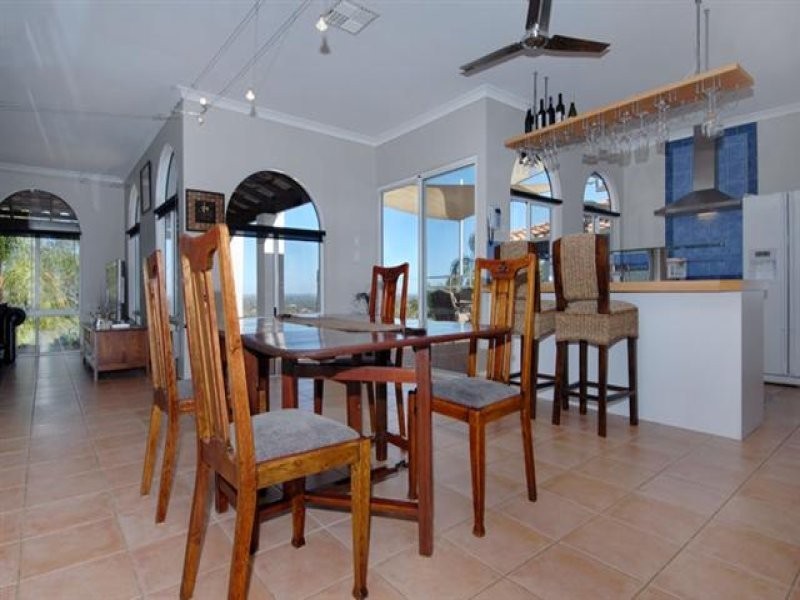 10 Labyrinth Close, Kelmscott WA 6111