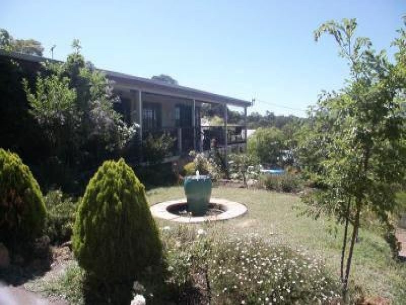 48 Basildon Road, Lesmurdie WA 6076