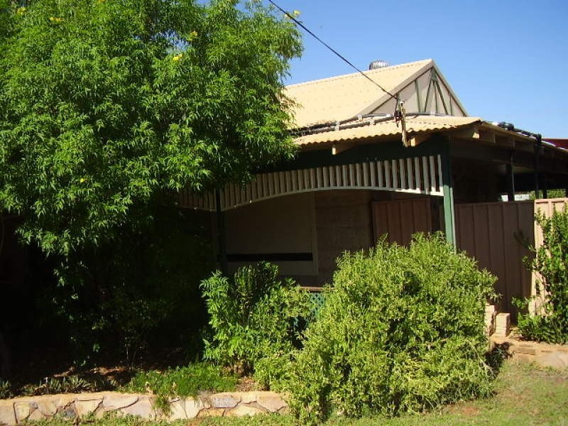 2 Stanbridge Way, Karratha WA 6714