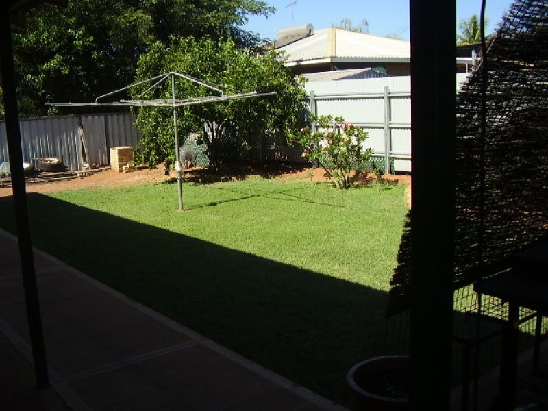 2 Stanbridge Way, Karratha WA 6714