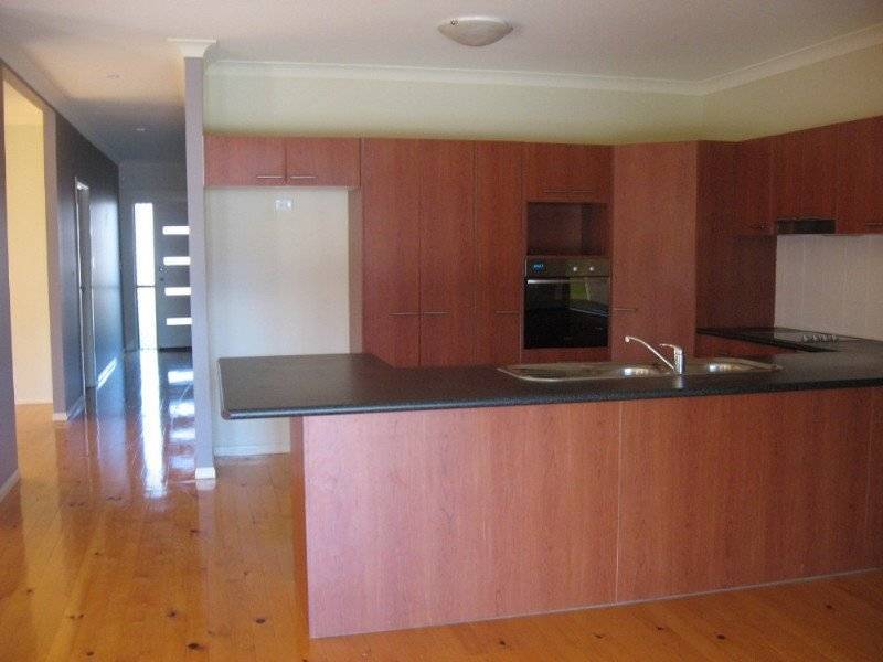 20 Zoe Place, Moggill QLD 4070