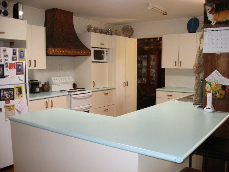 8 Whitian Street, Chapel Hill QLD 4069