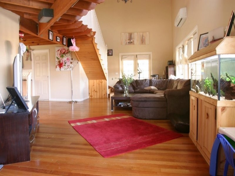 6 Crane Court, Batemans Bay NSW 2536