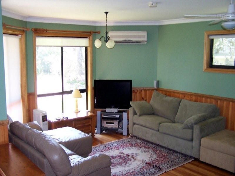 655 Beach Road, Surf Beach NSW 2536