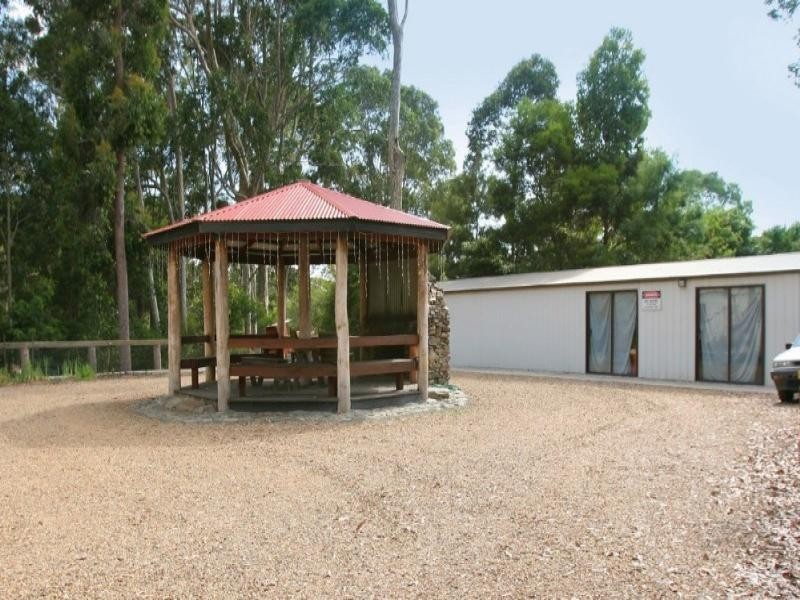 2 Currell Close, Malua Bay NSW 2536
