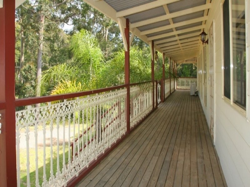 2 Currell Close, Malua Bay NSW 2536