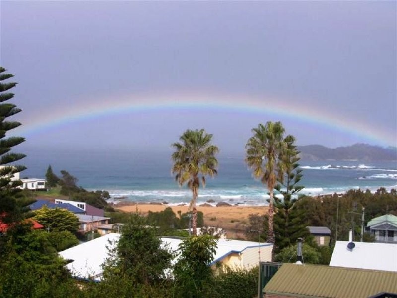 4 Nioka Ave, Malua Bay NSW 2536